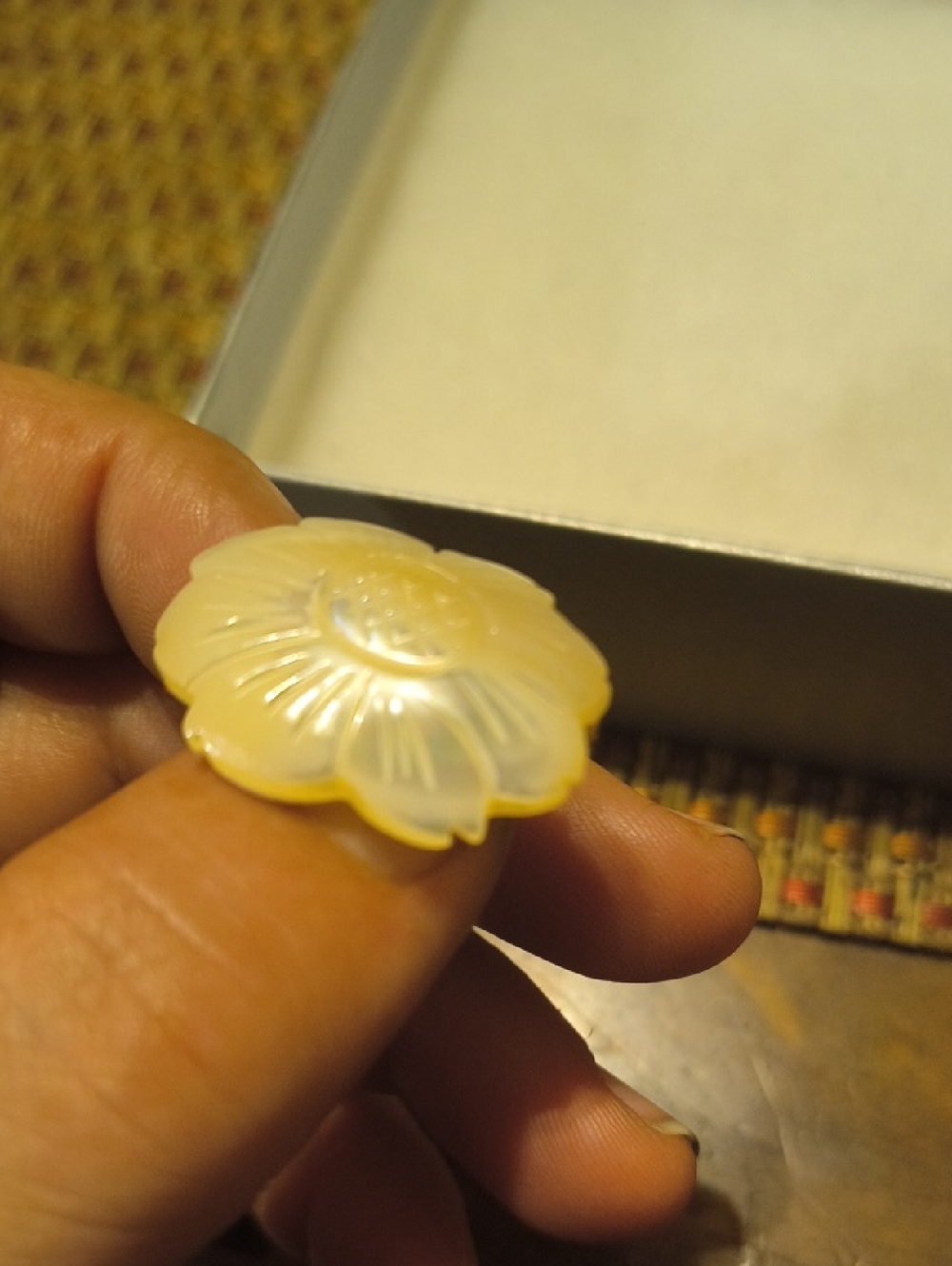 Bakelite Piece Looks Like A Brooch But I'm Not Really Quite Sure What It Is But